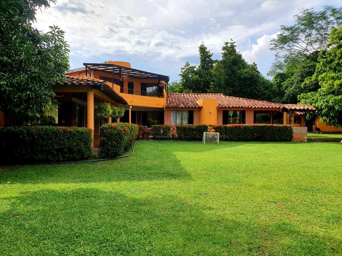 Finca Hacienda El Castillo ซานตาเฟเดอันตีโอเกีย ภายนอก รูปภาพ