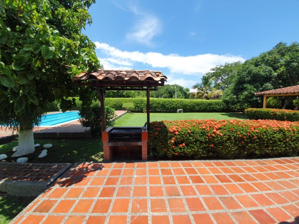 Finca Hacienda El Castillo ซานตาเฟเดอันตีโอเกีย ภายนอก รูปภาพ