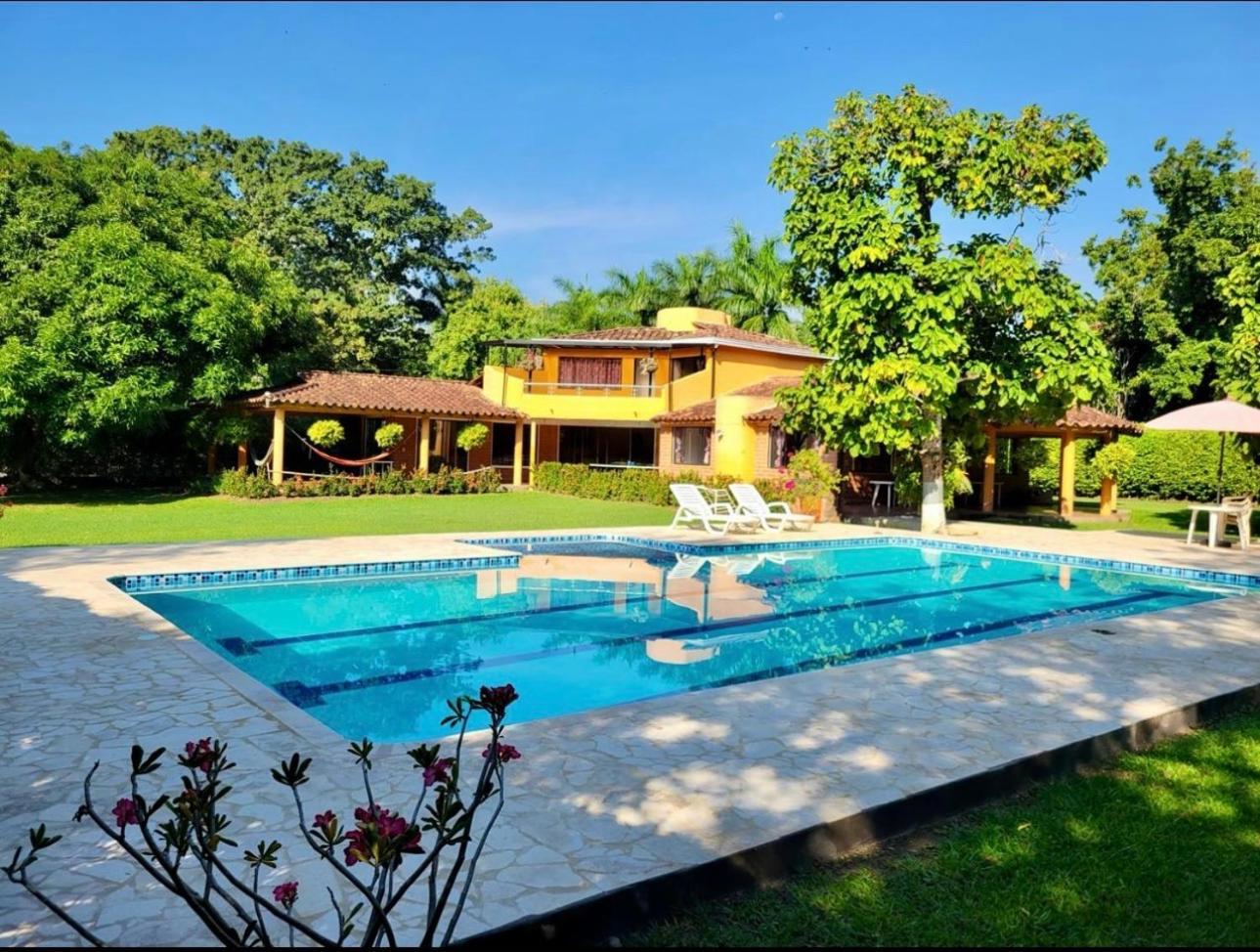 Finca Hacienda El Castillo ซานตาเฟเดอันตีโอเกีย ภายนอก รูปภาพ